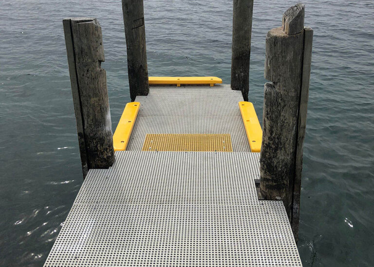 FRP mini mesh grating jetty walkway.