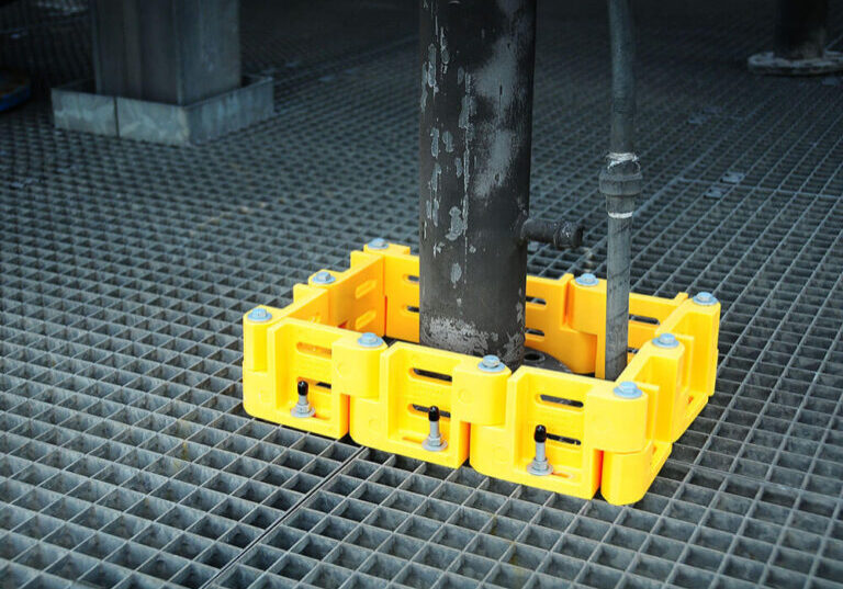 CableSafe toe board on grating platform.
