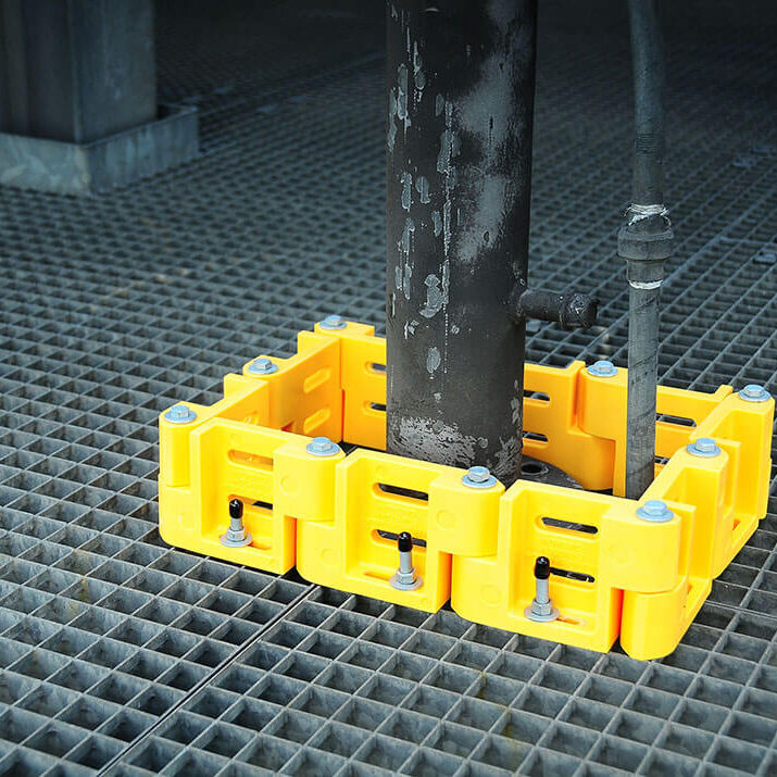 CableSafe toe board on grating platform.